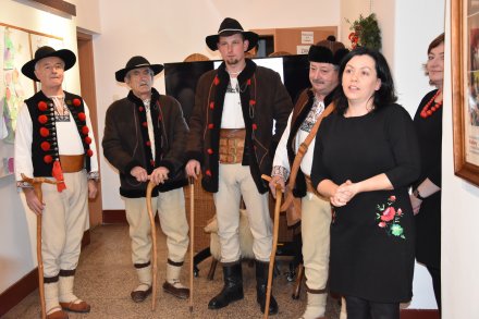 Wernisaż wystawy świątecznej